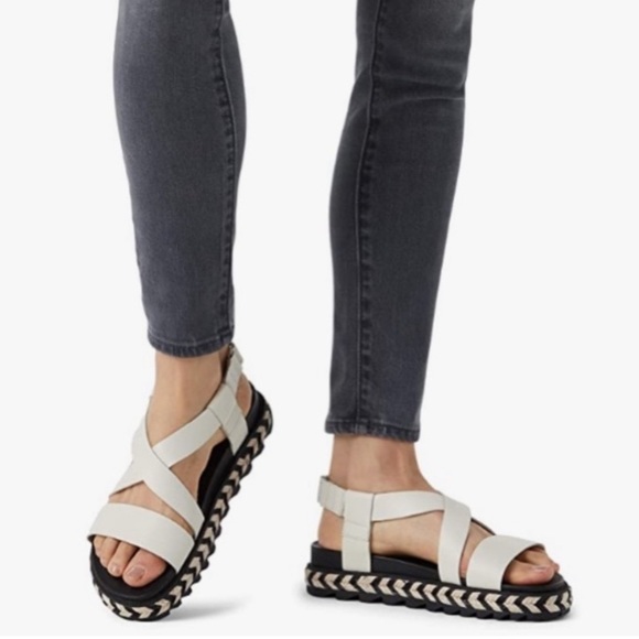 Sorel Shoes - NEW Sorel Roaming Criss Cross Sandal